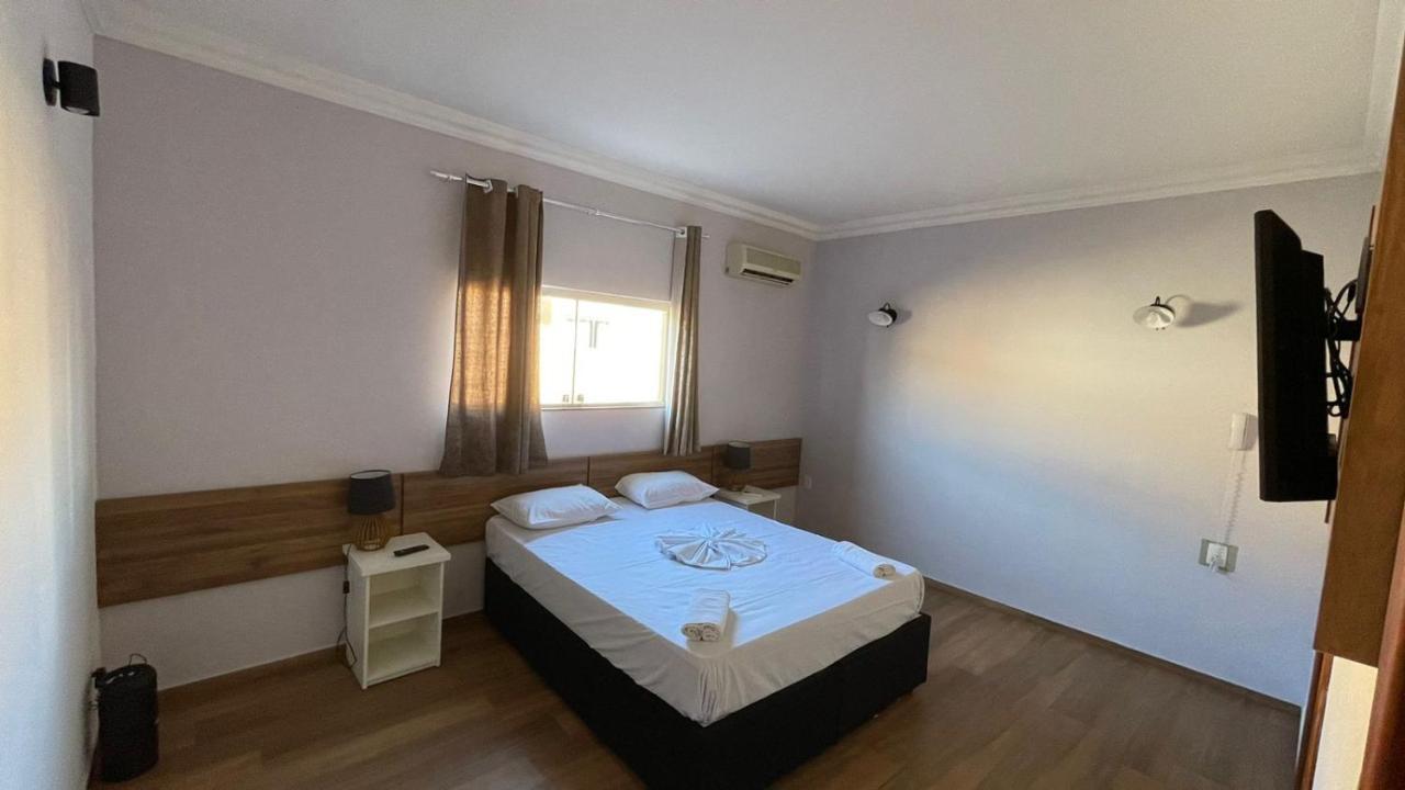 Lovely Motel - 7,5Km Do Santuario Nacional Roseira  Екстериор снимка